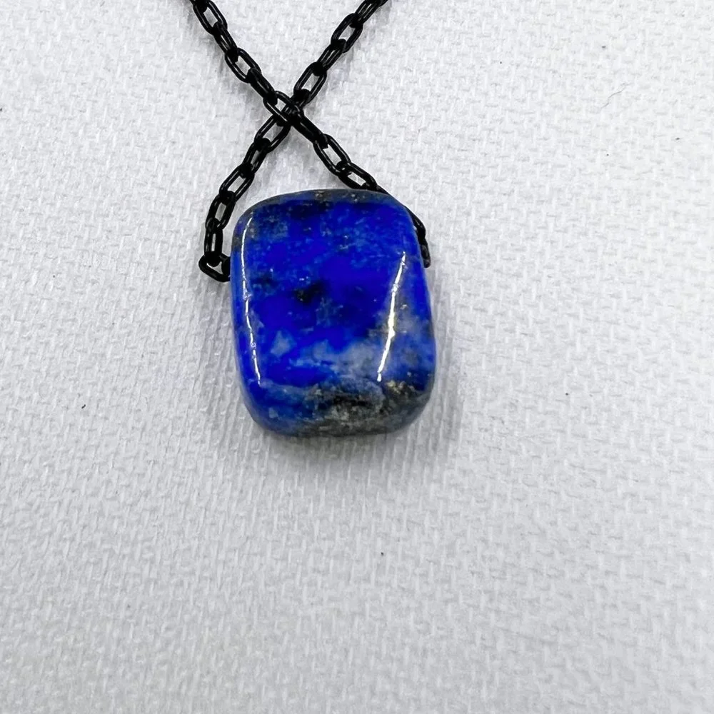 NWT - Nine West - Blue Glass Square Pendant 16” Black 925 Chain w/ Hook Closure - Picture 5 of 8